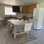Apartment, 10 Min Near Pulpitrock 아파트 *
