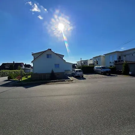 Apartment, 10 Min Near Pulpitrock 아파트