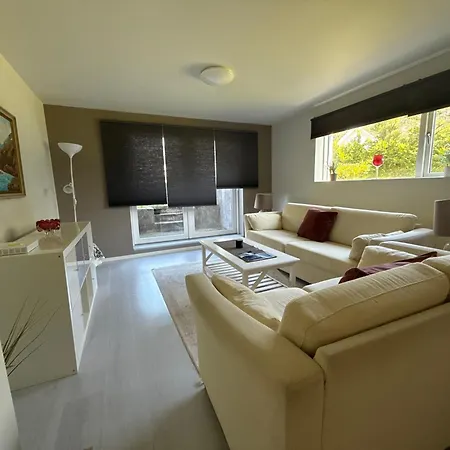 아파트 Apartment, 10 Min Near Pulpitrock 요플란드